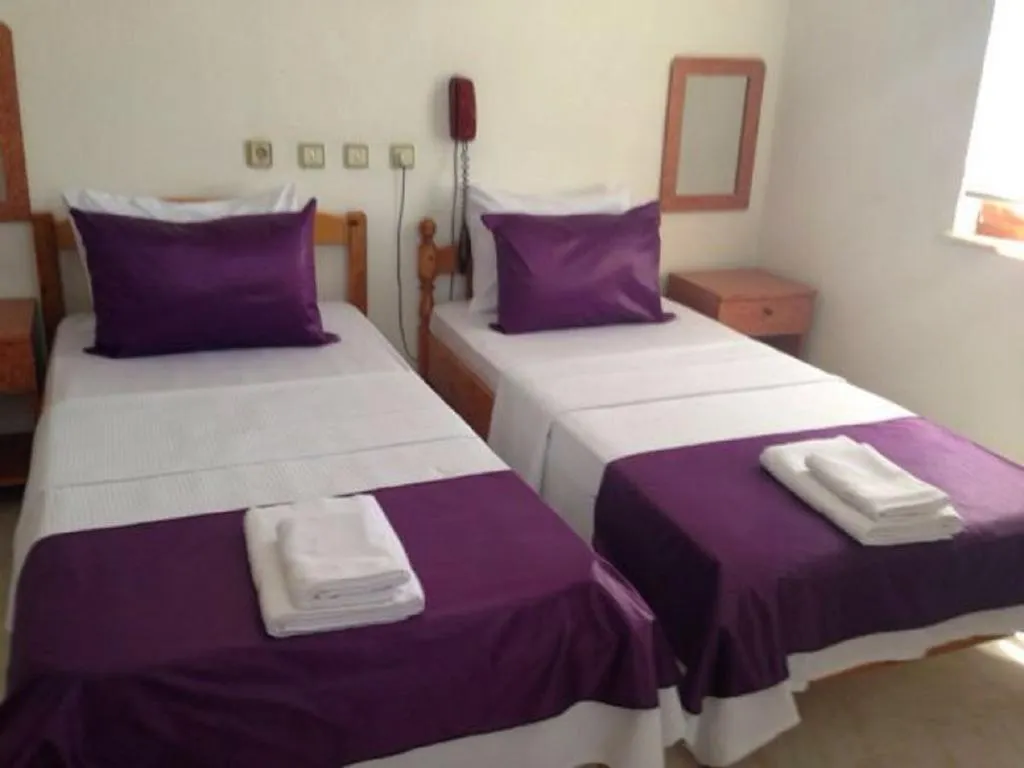 Contactos de Klas Hotel
